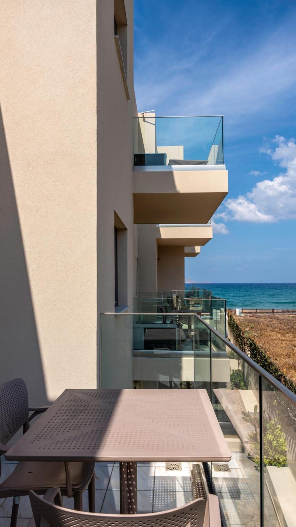 Almare Beach Kokkini Hani Екстериор снимка